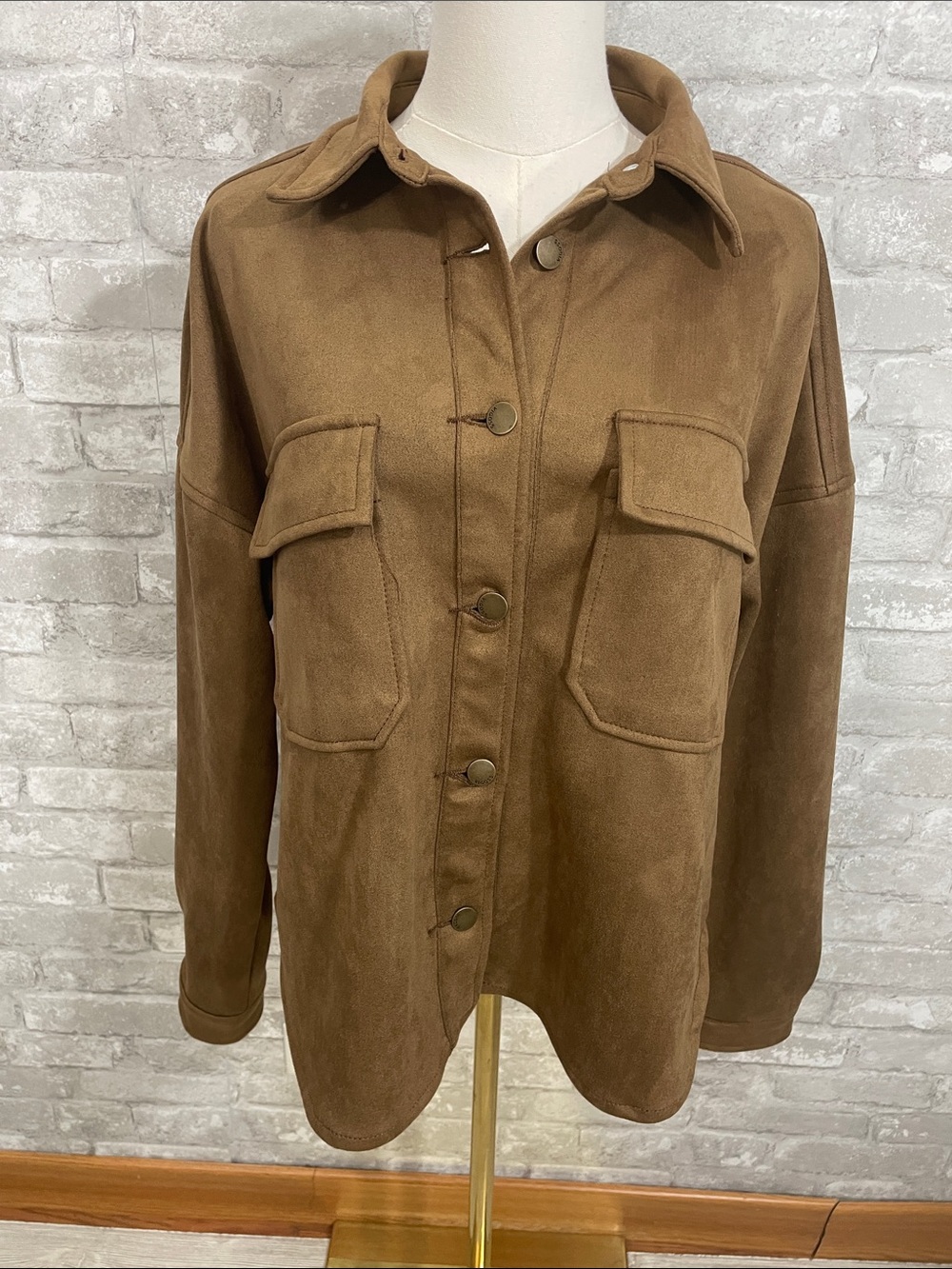Vigoss Chest-Pocket Button-Front Utility Jacket in Brown